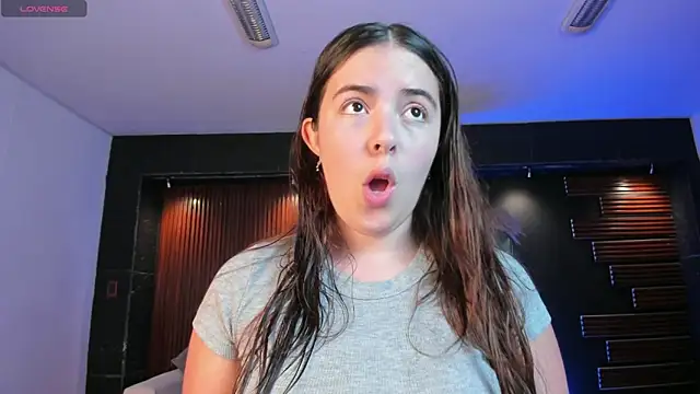 Lyssa Muller online show from November 2025 01:21:02 PM