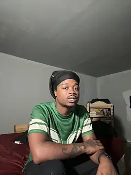 SluttyLyfe4L online show from December 2025 06:03:02 PM