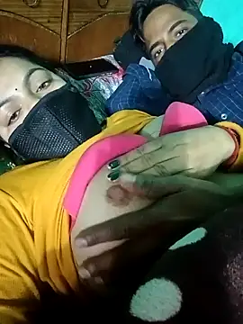 Snapshot of Lustyful_Couple chatting on January 2025 08:17:01 AM Lustyful Couple online show from January 2025 08:17:01 AM