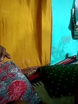 Snapshot of Lustyful_Couple chatting on September 2025 04:28:02 PM Lustyful Couple online show from September 2025 04:28:02 PM