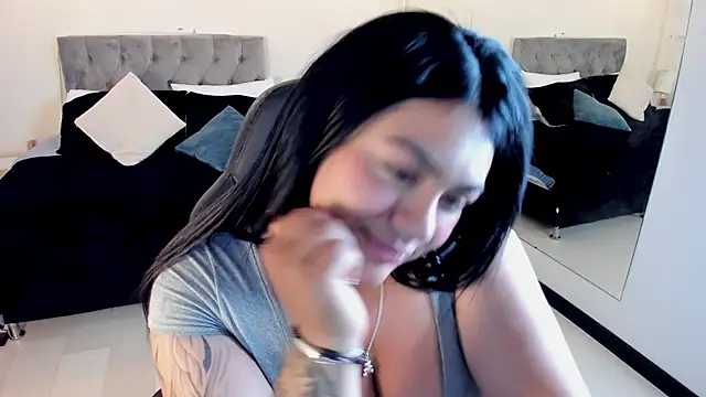 Snapshot of _Dulcinea_1 chatting on April 2026 09:41:02 AM Dulcinea 1 online show from April 2026 09:41:02 AM