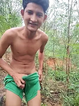 Valentinacuc online show from April 2026 11:30:02 AM