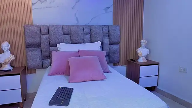 Khalifa fletcher online show from January 2026 09:50:01 PM