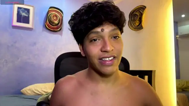 Snapshot of Xander_bonnet1 chatting on November 2025 01:45:02 PM Xander bonnet1 online show from November 2025 01:45:02 PM