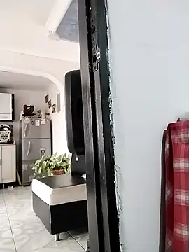 Madisonpalacio online show from October 2025 05:44:02 PM