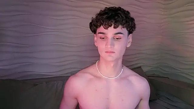 Snapshot of adam_21cm__ chatting on February 2025 04:54:01 PM adam 21cm online show from February 2025 04:54:01 PM