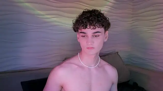 Snapshot of adam_21cm__ chatting on February 2025 04:35:01 PM adam 21cm online show from February 2025 04:35:01 PM