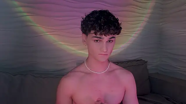 Snapshot of adam_21cm__ chatting on February 2025 04:32:01 PM adam 21cm online show from February 2025 04:32:01 PM
