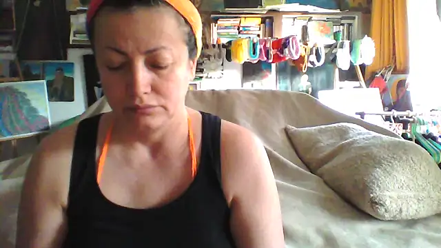 MariaAnaSunshine online show from November 2025 08:36:02 AM