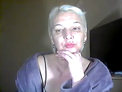 Snapshot of MaryJane441 chatting on January 2025 12:07:02 PM MaryJane441 online show from January 2025 12:07:02 PM