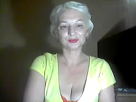 Snapshot of MaryJane441 chatting on February 2025 06:33:02 PM MaryJane441 online show from February 2025 06:33:02 PM