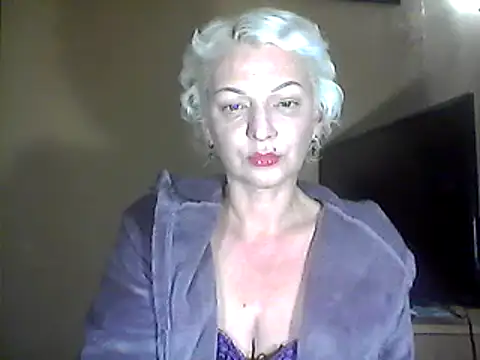Snapshot of MaryJane441 chatting on February 2025 10:47:02 PM MaryJane441 online show from February 2025 10:47:02 PM