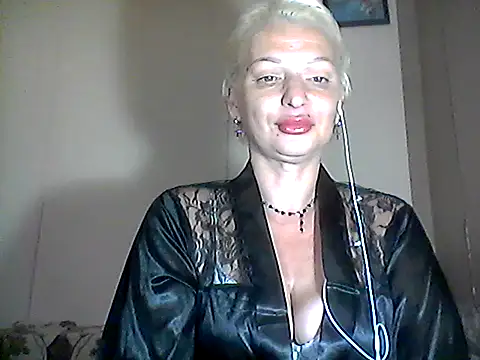 Snapshot of MaryJane441 chatting on October 2025 07:12:02 PM MaryJane441 online show from October 2025 07:12:02 PM