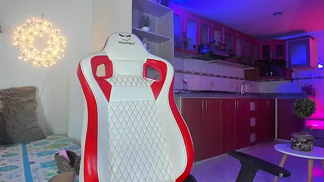 honey fox1 online show from January 2025 11:17:02 PM