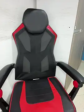 Snapshot of AndresChuboi chatting on November 2025 03:05:01 AM AndresChuboi online show from November 2025 03:05:01 AM