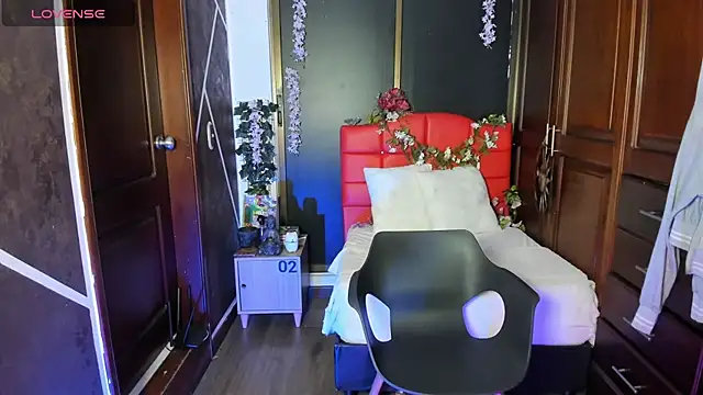 SexyNaf online show from December 2025 07:33:02 PM