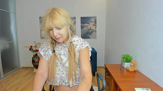 Anna Diax online show from July 2026 11:25:02 AM
