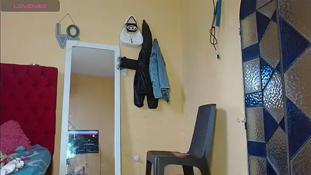 cristinamontiel online show from March 2025 02:21:01 PM