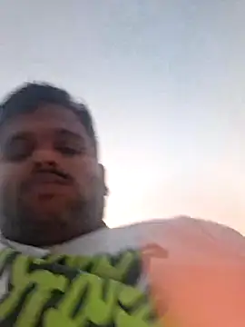 Snapshot of Indianboytelugu chatting on February 2025 01:02:01 PM Indianboytelugu online show from February 2025 01:02:01 PM
