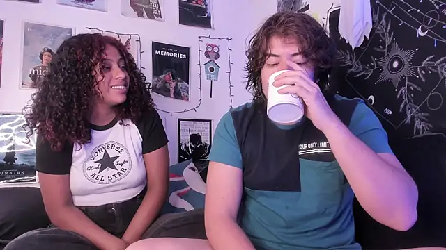 hothoneychile online show from September 2025 02:05:02 PM