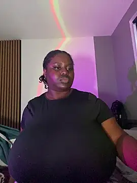 Snapshot of just4Ux chatting on April 2026 06:25:02 PM just4Ux online show from April 2026 06:25:02 PM