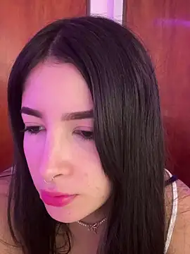 Snapshot of annaharper- chatting on March 2025 04:15:02 AM annaharper- online show from March 2025 04:15:02 AM