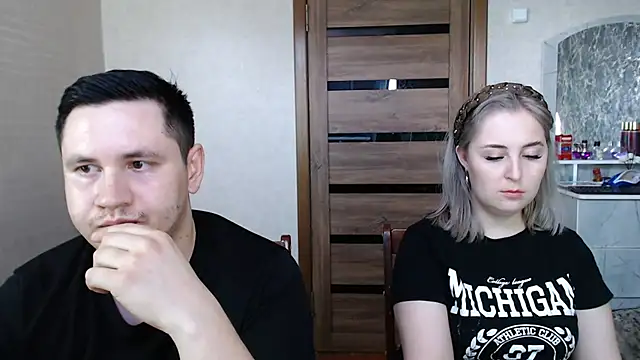 Kristy-Max online show from February 2025 10:39:01 AM