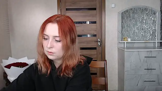 Kristy-Max online show from September 2025 04:35:02 AM