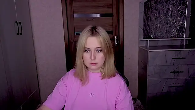 Kristy-Max online show from February 2026 09:57:02 PM