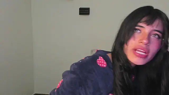 Snapshot of CelesteXCute chatting on February 2025 03:13:01 AM CelesteXCute online show from February 2025 03:13:01 AM