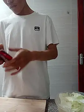 Snapshot of CM100412 chatting on July 2026 06:17:01 AM CM100412 online show from July 2026 06:17:01 AM
