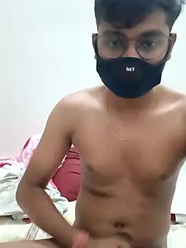 swagwew online show from October 2025 08:19:02 PM