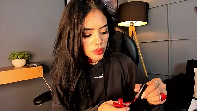 Giovanna oliveira online show from January 2025 08:26:02 AM