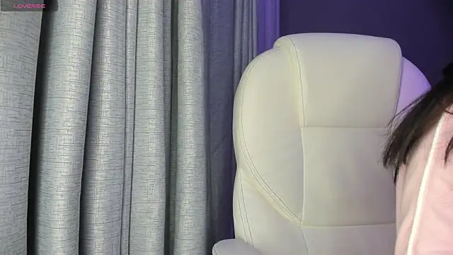 Giovanna oliveira online show from October 2025 05:28:01 AM