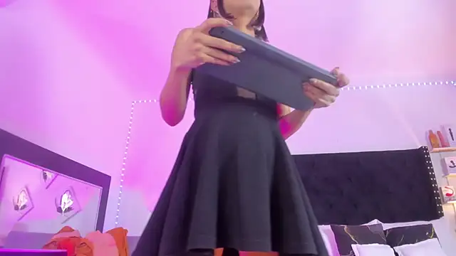 CampbelGinger online show from March 2025 11:39:02 AM