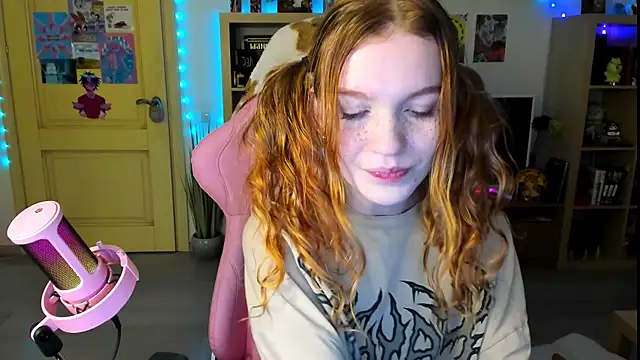 Sunny Elly online show from October 2025 08:59:02 AM