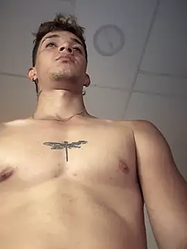 Snapshot of cristofer_988 chatting on January 2026 10:30:02 PM cristofer 988 online show from January 2026 10:30:02 PM