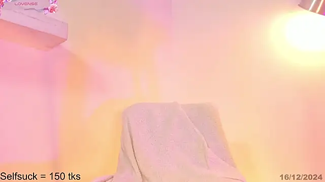 Samara Gray online show from December 2024 03:54:02 PM