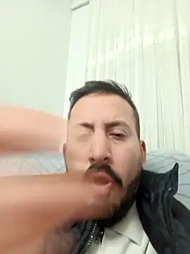 Snapshot of Karizmatikman chatting on March 2026 05:19:01 PM Karizmatikman online show from March 2026 05:19:01 PM