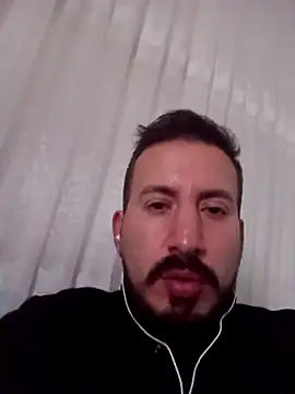 Snapshot of Karizmatikman chatting on March 2026 12:47:01 AM Karizmatikman online show from March 2026 12:47:01 AM
