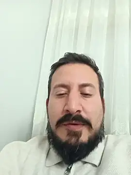 Snapshot of Karizmatikman chatting on April 2026 05:14:02 PM Karizmatikman online show from April 2026 05:14:02 PM