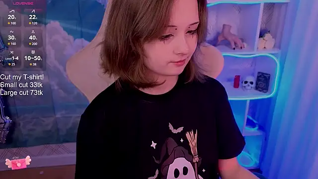 Mary uw online show from November 2025 01:30:02 AM