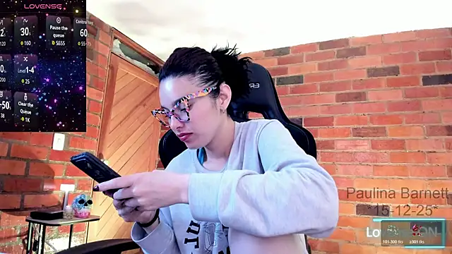 paulinabarnett- online show from December 2025 03:00:02 AM