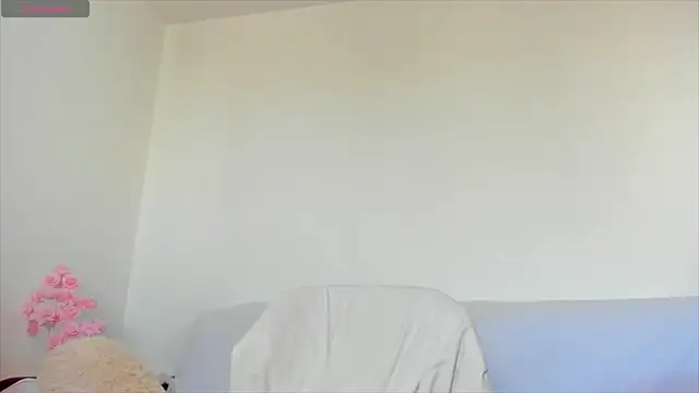 Snapshot of hornyemma__ chatting on April 2026 08:35:01 AM hornyemma online show from April 2026 08:35:01 AM