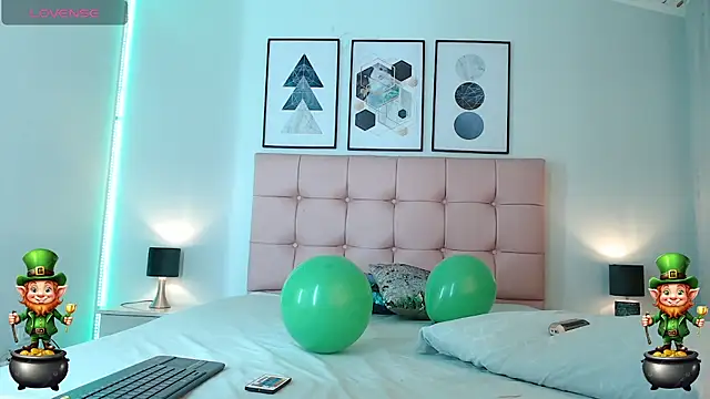 zoe jones13 online show from March 2025 10:14:01 AM