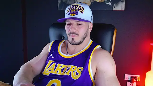 AngeloEric online show from January 2025 08:01:01 PM