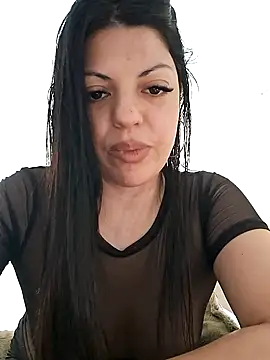 Snapshot of Paulitta- chatting on January 2025 10:19:01 PM Paulitta- online show from January 2025 10:19:01 PM