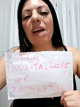 Snapshot of Paulitta- chatting on March 2025 12:31:01 AM Paulitta- online show from March 2025 12:31:01 AM