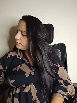 Snapshot of Simran-Kaur143 chatting on July 2026 10:19:02 AM Simran-Kaur143 online show from July 2026 10:19:02 AM