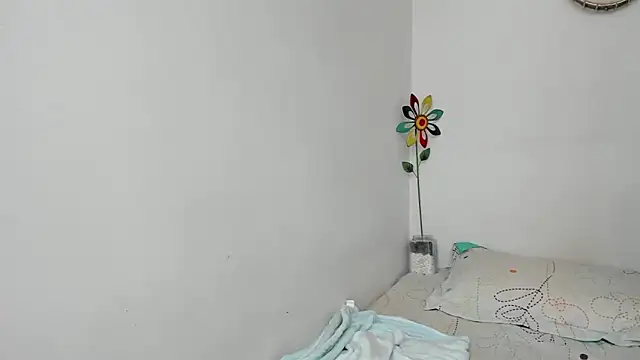 electra hunt online show from December 2024 05:44:01 PM